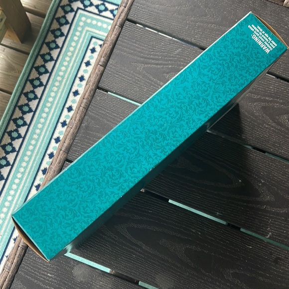 ✨Vintage Victorian Elegance Barbie Doll ~ 1994 ✨ - Picture 9 of 13